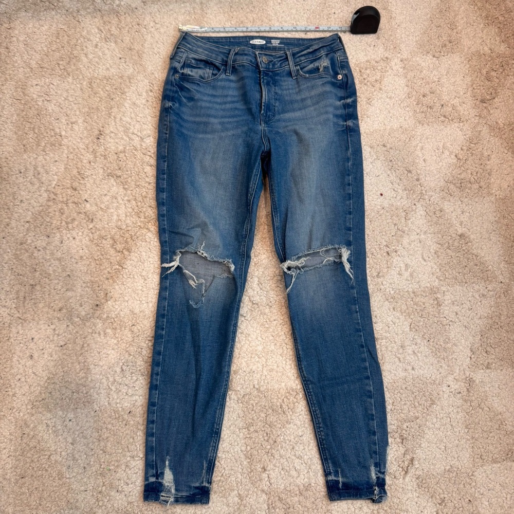 Old Navy Distressed Dark Blue Skinny Jeans with Knee Rips High rise rockstar
